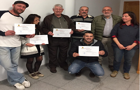 Entrega diplomas del curso de español para extranjeros Entrega diplomas del curso de español para extranjeros